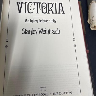 Royal Book "Queen Victoria, An Intimate Biography" by Stanley Weintraub