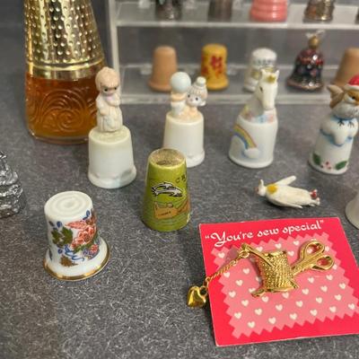 B36- Thimble collection