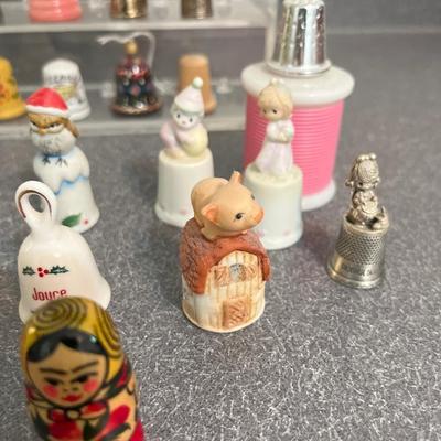 B36- Thimble collection