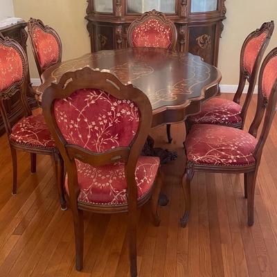 Elegant Robust Dinning Table with Six Chairs
