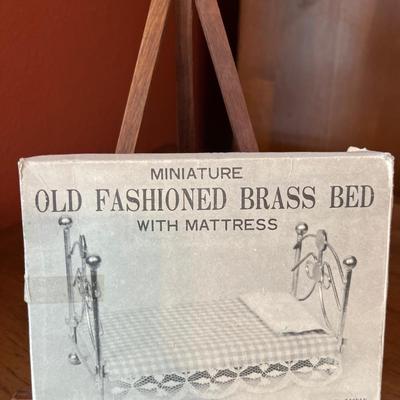 H9- vintage maps & misc