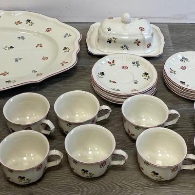 Set of Villeroy & Boch Dinning Wear