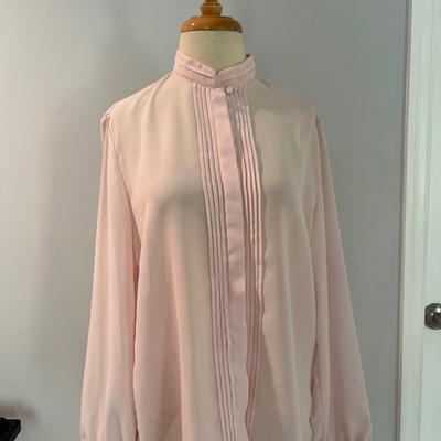 8 Piece Lot Womens Vintage Tops Sweater