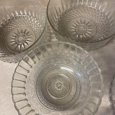 K16- Glass/crystal bowls & pitcher