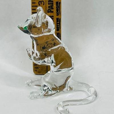 Vintage Pilgrim white blown glass mouse figurine