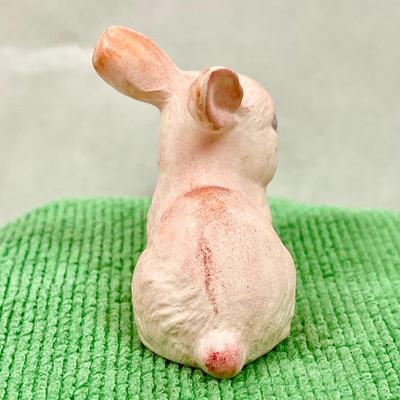 VIntage Ceramic Bunny figurine 1.75