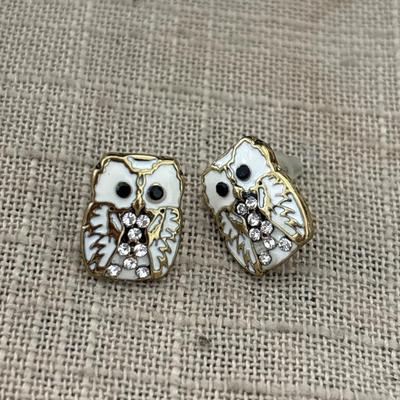 Harry Potter owl stud earrings