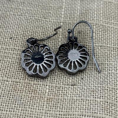 Black small flower dangle earrings