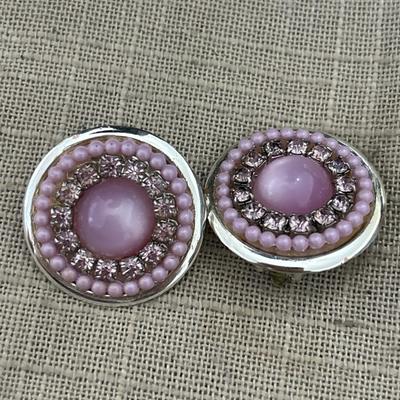 Light purple circle vintage clip on earrings