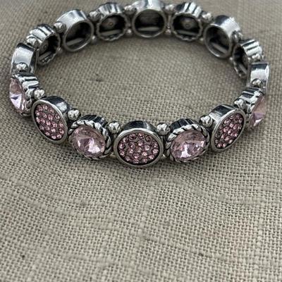 Silver tone light pink stretchy bracelet