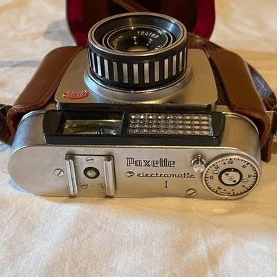 VINTAGE CAMERAS