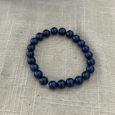 Navy blue beaded stretchy bracelet