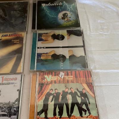 MOVIES AND TV SERIES ON DVD'S