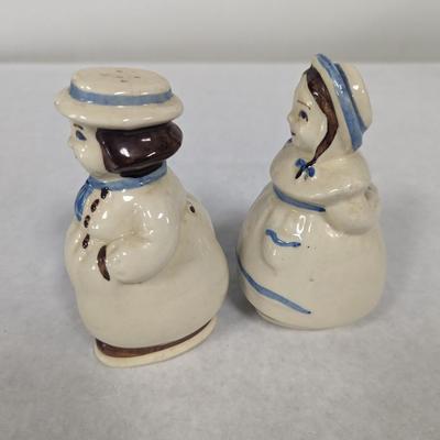 Shawnee Dutch Jack & Jill Salt & Pepper Shaker