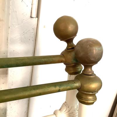 1054 Pair of Antique Vintage Wrought Iron Brass Twin Beds