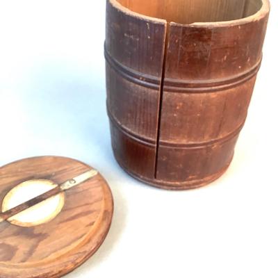 1061 Vintage Biggs Tobacco Humidor