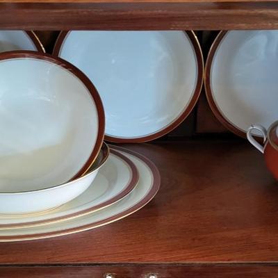 NORITAKE IVORY AND SIENNA 7 PLACE SETTING WITH EXTRAS