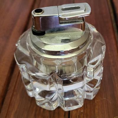 VINTAGE MIKASA CRYSTAL LIGHTER, 2 MARBLE EGGS AND 2 ASHTRAYS