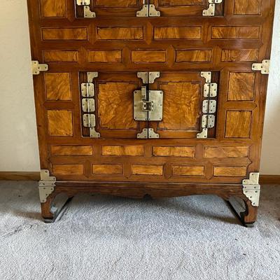 AN AMAZING KOREAN BANDAJI CHEST