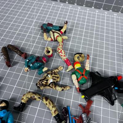 Vintage G I JOE's Figures and Equipment 