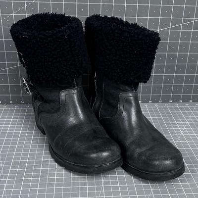 UGG Boots Black Women's 