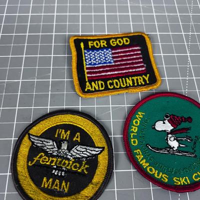 (3) Vintage; Snoopy Skiing, For God & Country, I'm a Fenwick Man 
