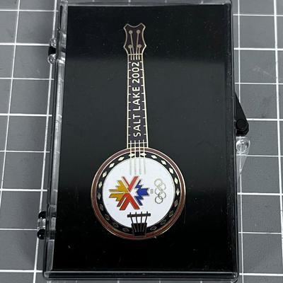 SL 2002 Olympic Pin of BANJO 