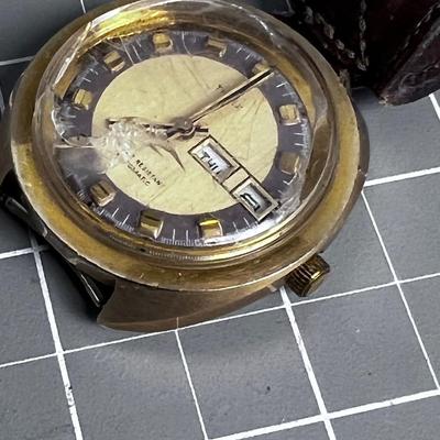 Vintage TIMEX - Day / date w/ Broken Crystal 