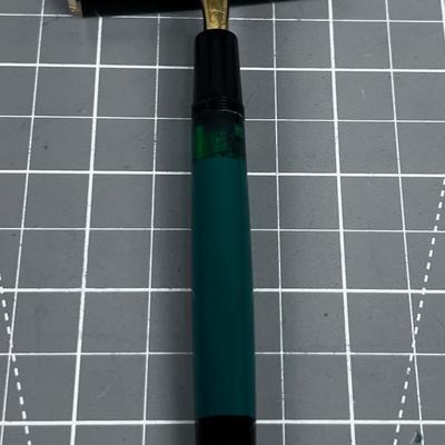 Green PELIKAN 120 Green Barrel 