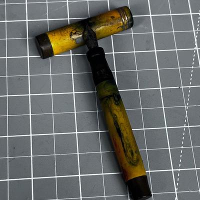 Parker Fountain Pen, Mustard Color Barrel