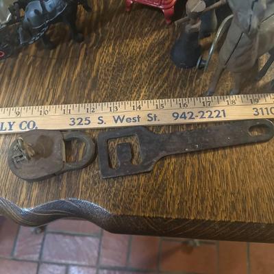Iron decor lot