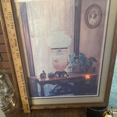 oi; lamps and light shades lot with wa;; art