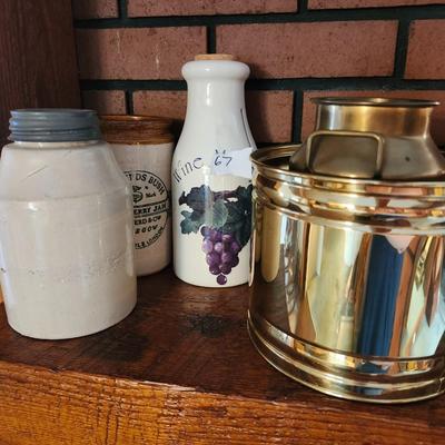 Stoneware jar lot