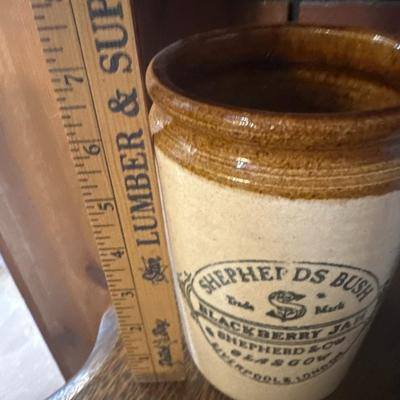 Stoneware jar lot