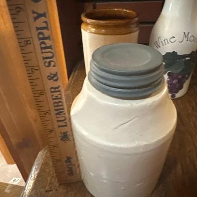 Stoneware jar lot