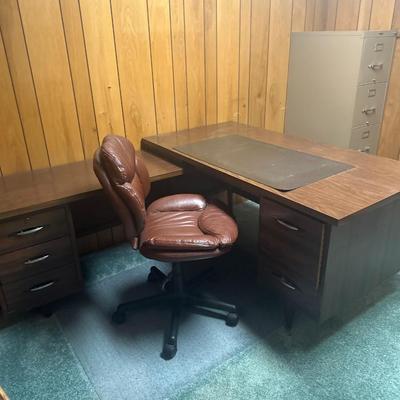 office deck, Office chair and file cabinet