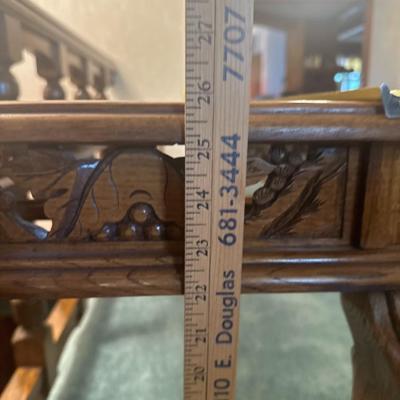 console table with glass top insert and Queen ann legs