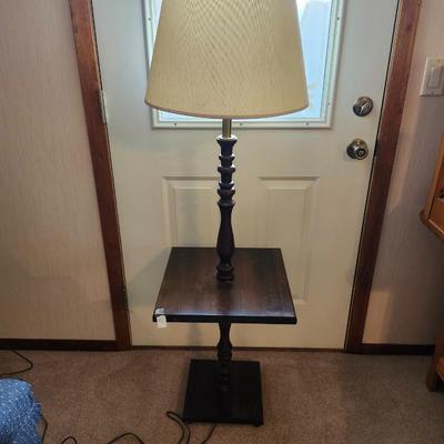 1960s Mid-Century Modern Solid Wood Lamp Table