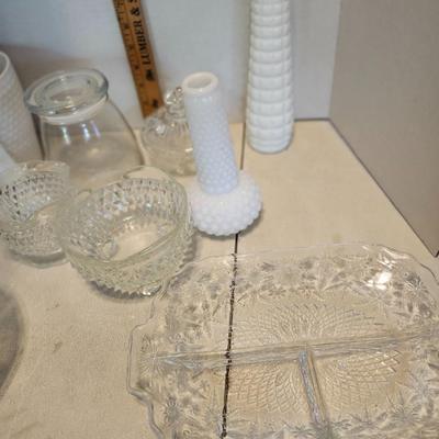 Vintage Pyrex Spring Blossom Flower Milk Glass Refrigerator Container with lid Retro Mid Century and glass lot