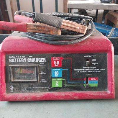 CENTECH BATTERY CHARGER