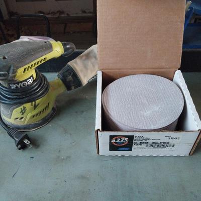 RYOBI DISK SANDER AND BOX OF NORTON SANDPAPER DISKS