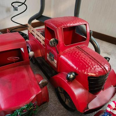 Christmas Decor Truck lot