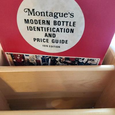 Miscellaneous house decor lot including seasonal