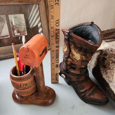 Cowboy house decor lot including Blanket, and clock