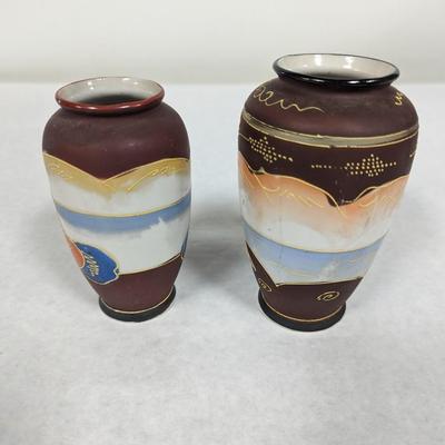 Hand Painted Satsuma Moriage Japan Porcelain Vase