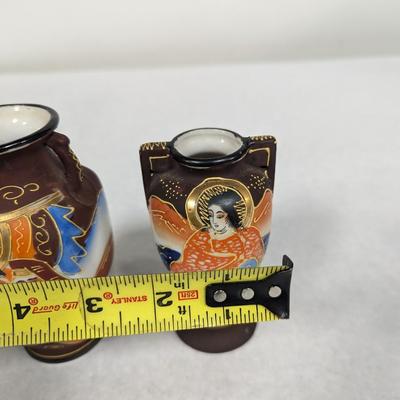 Hand Painted Satsuma Moriage Japan Porcelain Vases