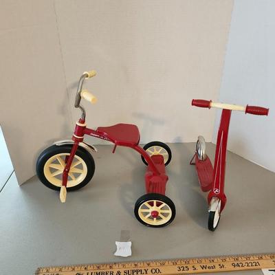Home Decor lot of mini Red Flyer Tricycle and scooter