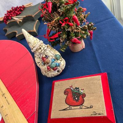 Wood Christmas decor