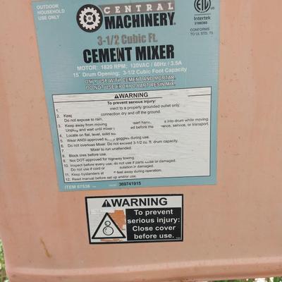 CEMENT MIXER