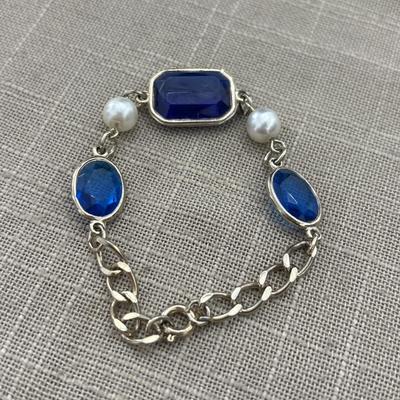 Vintage Gold Tone Bezel Set Cobalt Blue Plastic Rhinestone Faux Pearl Bracelet